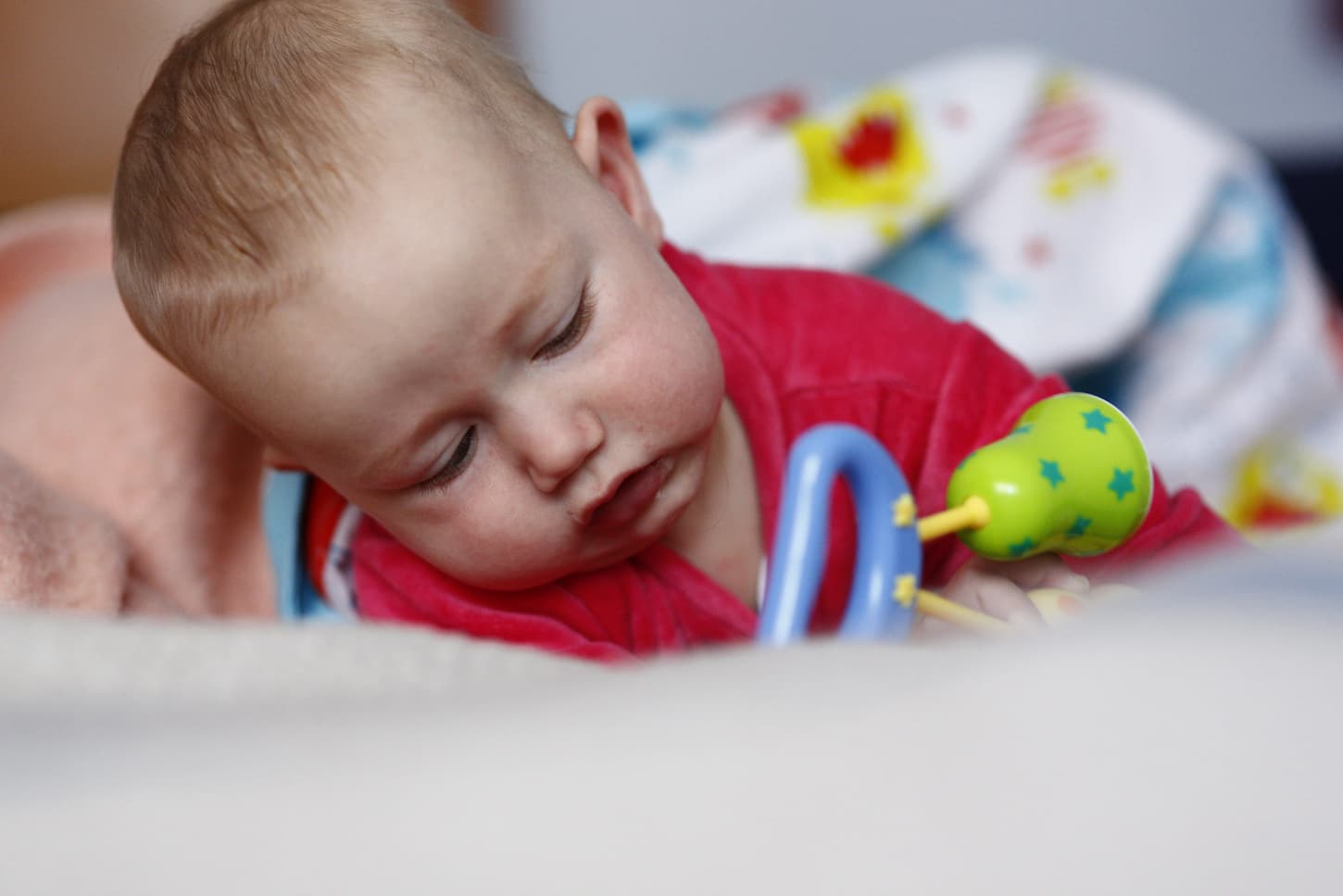 How to Sleep Train When Baby is Teething?